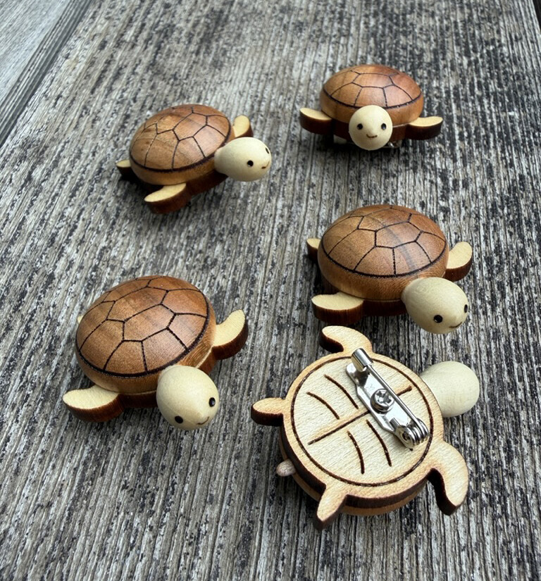 箱根の森から生まれた、小さな亀の物語